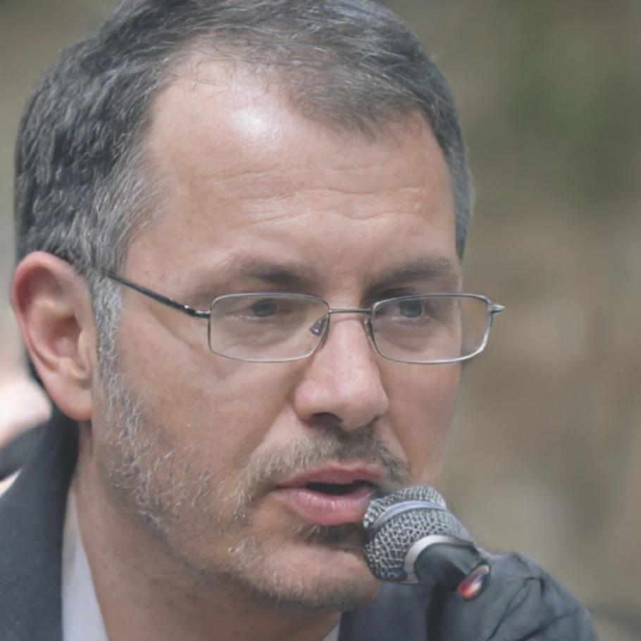Portrait de Maxence Fournier, analyste financier
